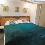 Luxury 1 Bedroom Apartment In Central Prague