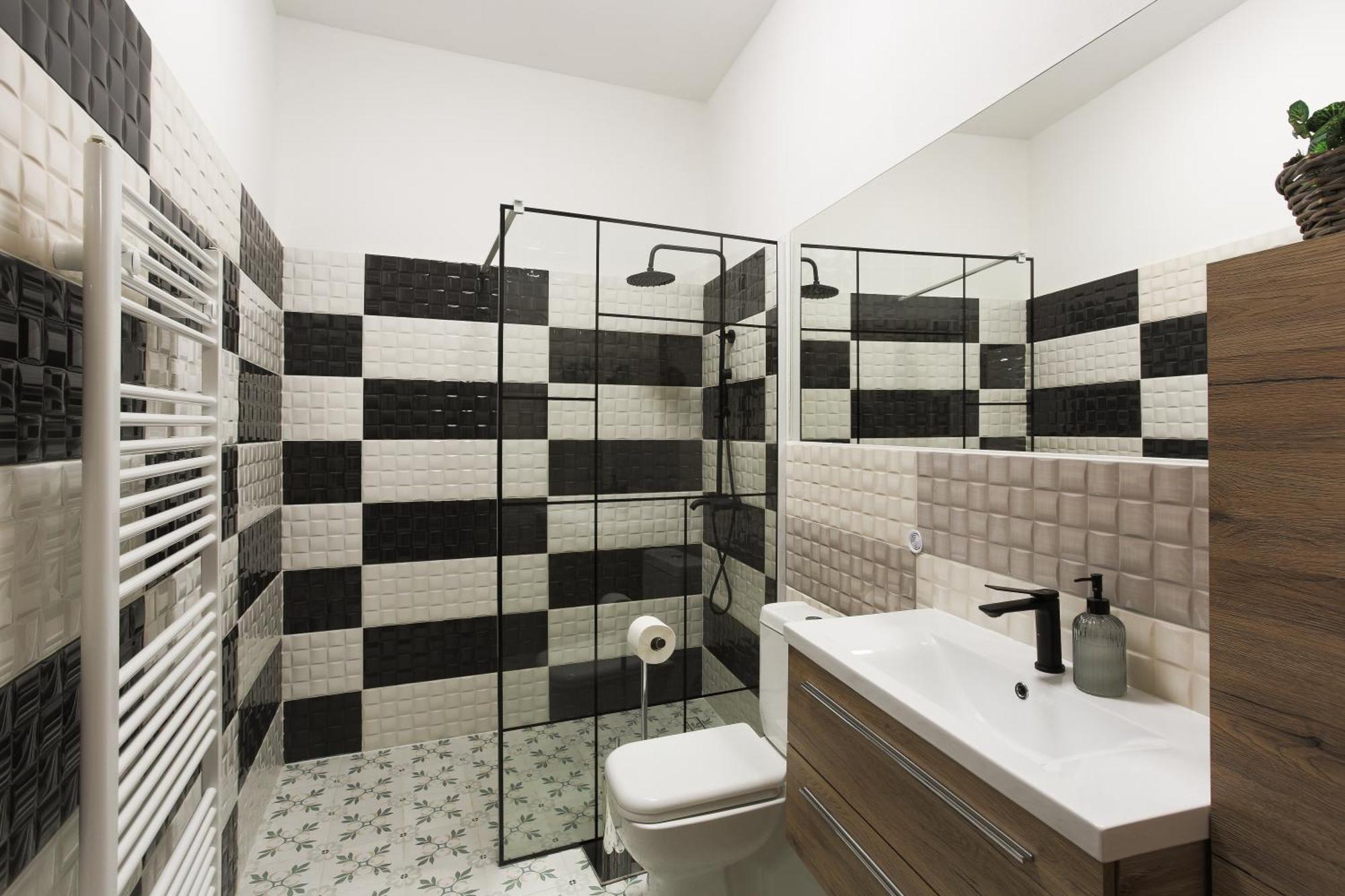 Luxury 1 Bedroom In